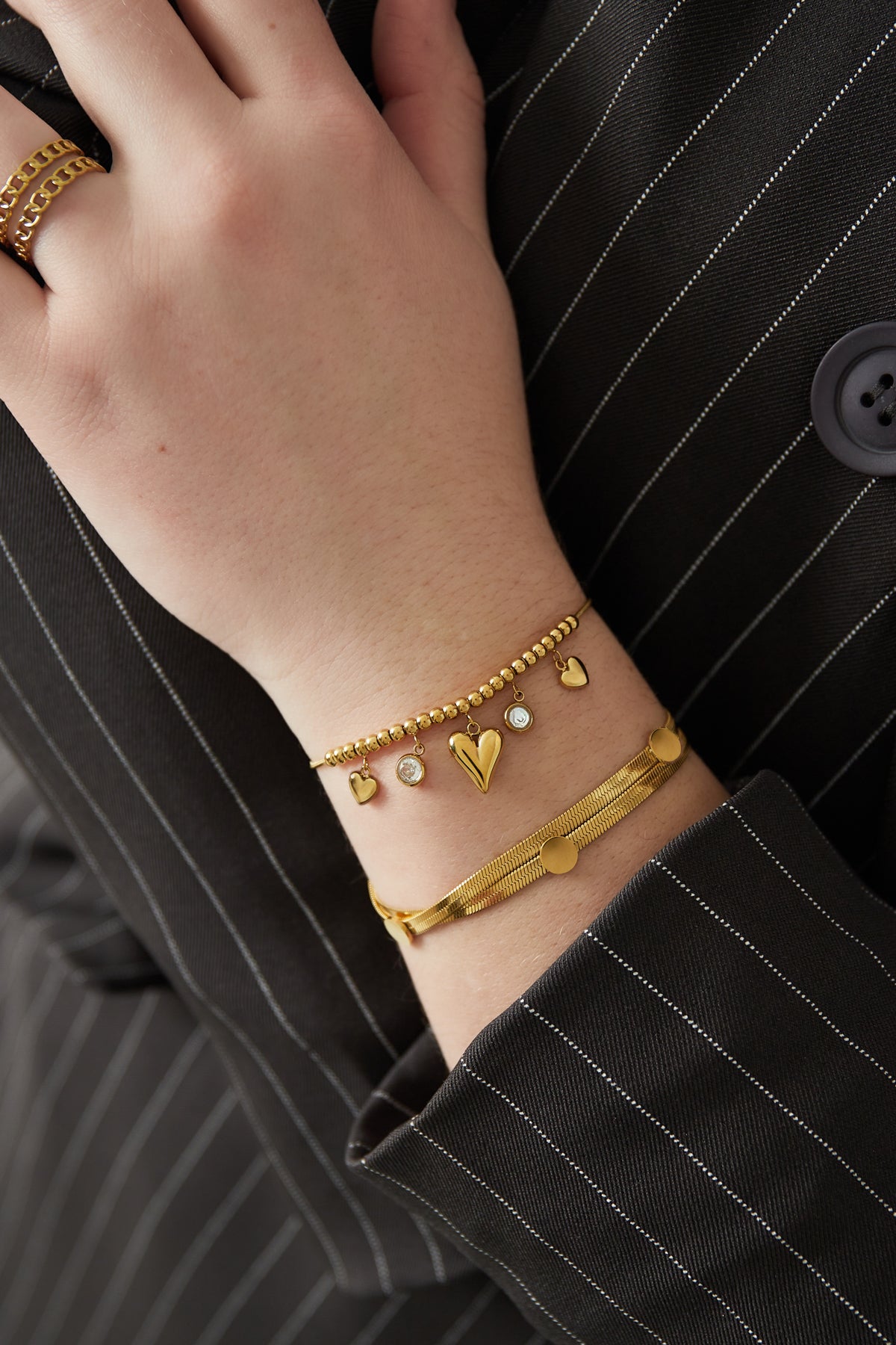 pulsera plana y elegante