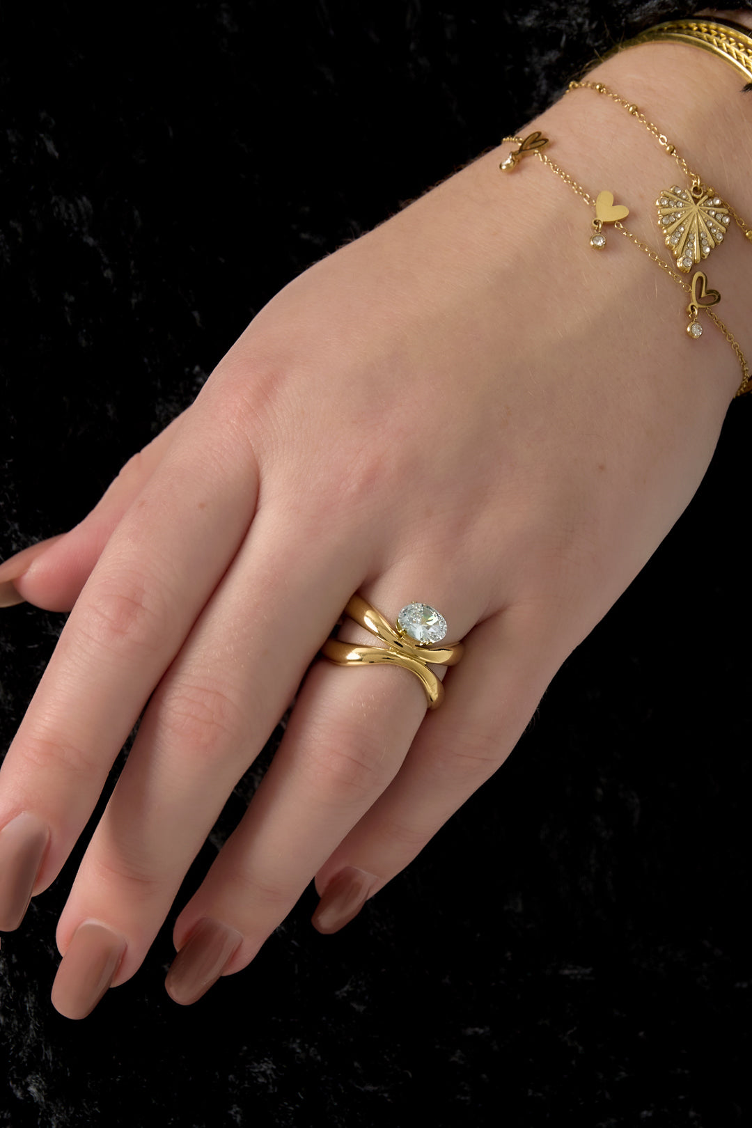 Anillos de piedras preciosas de acero inoxidable líneas simples diarias Serie simple Joyas para mujer